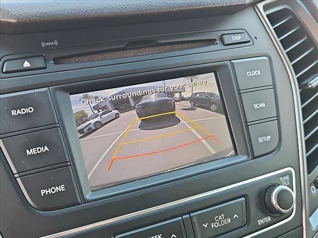 Used 2017 Hyundai Santa Fe Sport FWD image 18