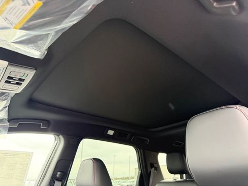 New 2026 Nissan Pathfinder SV image 33