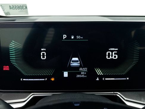 Used 2025 Kia Sorento LX FWD image 36