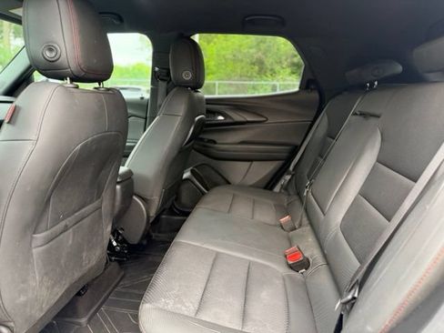 Used 2023 Chevrolet TrailBlazer RS w/ Convenience Package FWD image 25