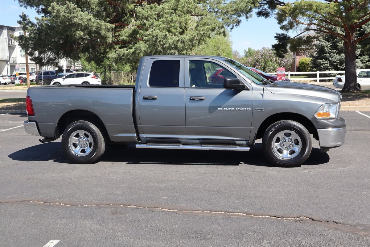 Used 2011 RAM 1500 ST w/ ST Popular Equipment Group AWD/4WD image 3