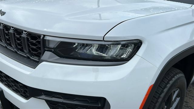 New 2027 Jeep Grand Cherokee L 4WD image 7