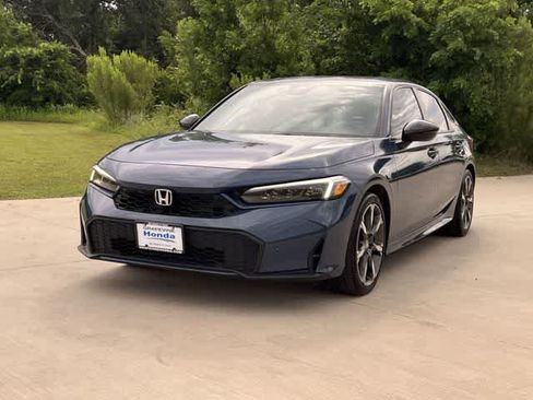 Certified 2025 Honda Civic Sport Touring image 2