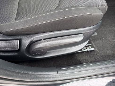 Used 2024 Kia Forte LXS image 37