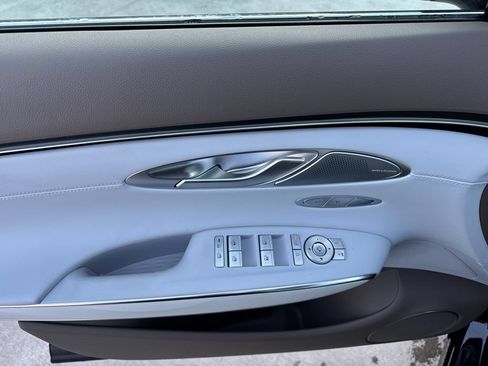 New 2026 Genesis GV70 2.5T Advanced AWD/4WD image 17