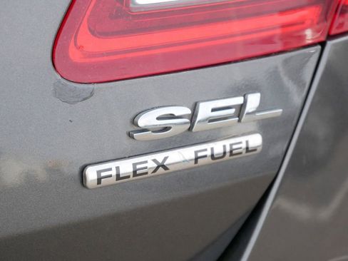 Used 2018 Ford Taurus SEL w/ Equipment Group 201A image 21