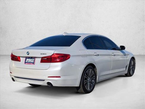 Used 2019 BMW 530i w/ Convenience Package RWD image 5