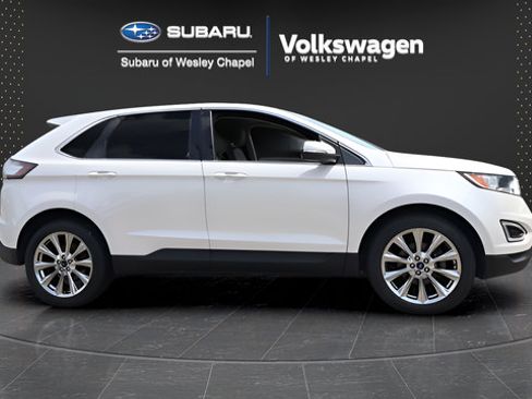 Used 2017 Ford Edge Titanium w/ Equipment Group 301A FWD image 10