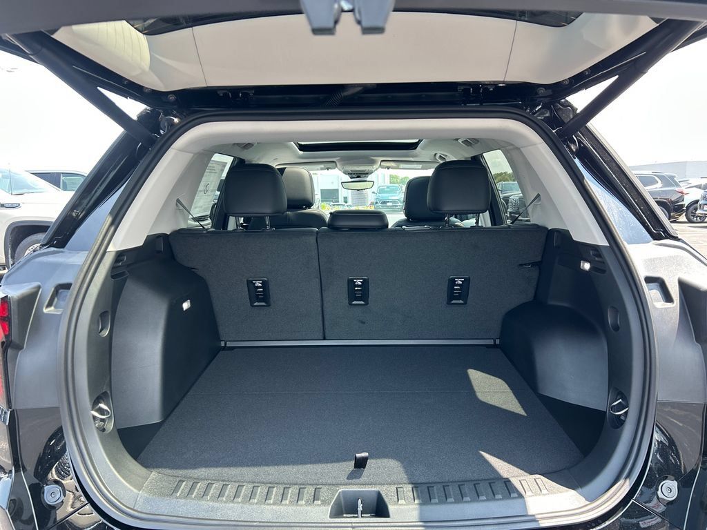 New 2027 GMC Terrain Denali AWD/4WD image 36