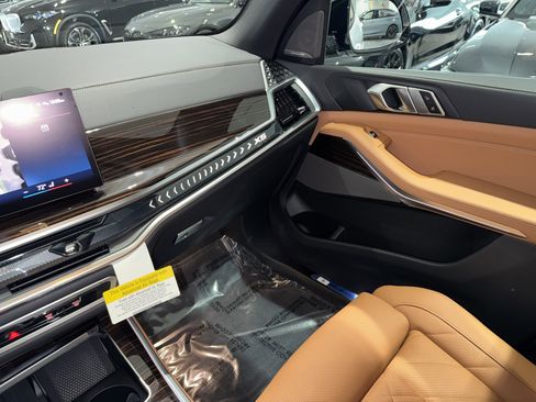 New 2026 BMW X5 xDrive40i w/ M Sport Package image 21