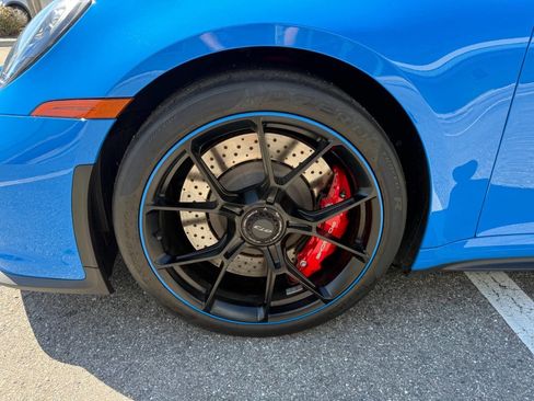 Used 2022 Porsche 911 GT3 image 18