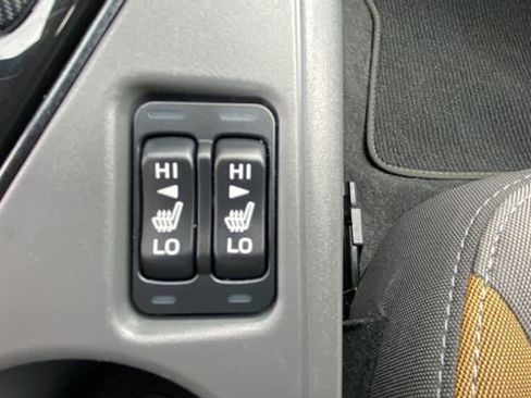 Used 2025 Subaru Crosstrek 2.5i Sport AWD/4WD image 31