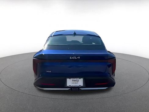 Used 2025 Kia K4 LXS image 11