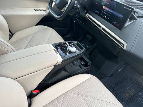 Used 2024 BMW iX xDrive50 w/ Sport Package image 16