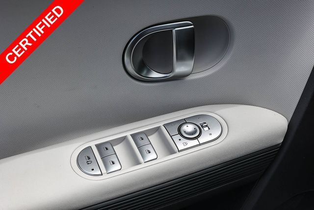 Certified 2024 Hyundai Ioniq 5 SEL RWD image 22