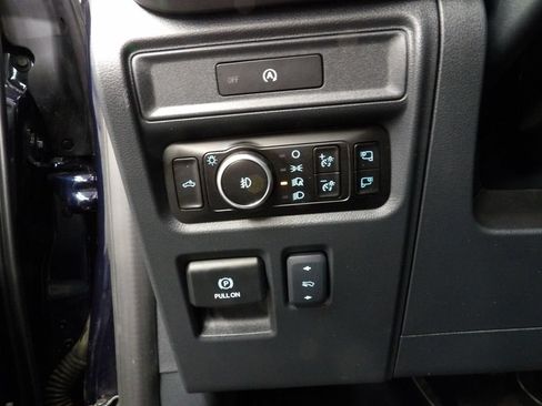 Used 2025 Ford F150 Lariat AWD/4WD image 45