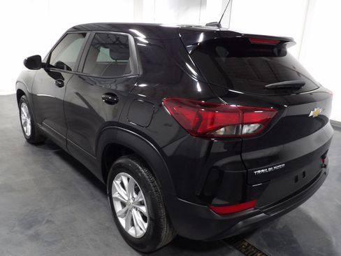 Used 2023 Chevrolet TrailBlazer LS FWD image 6