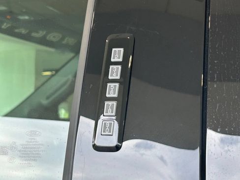 New 2026 Ford F250 Lariat w/ Black Appearance Package AWD/4WD image 15