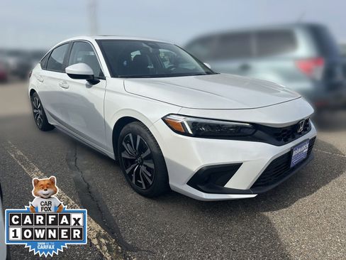 Used 2024 Honda Civic EX-L image 2