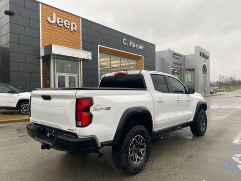 Used 2024 Chevrolet Colorado ZR2 w/ ZR2 Convenience Package III image 2