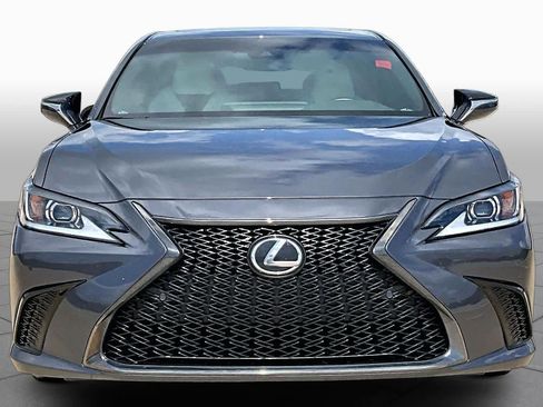 Used 2024 Lexus ES 350 F Sport w/ Accessory Package (Z2) FWD image 4