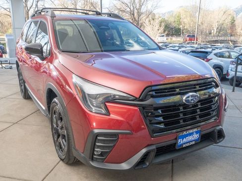 Certified 2024 Subaru Ascent Onyx Edition Limited w/ Popular Package Onyx AWD/4WD image 2