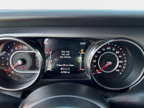 Used 2022 Jeep Gladiator Mojave w/ LED Lighting Group AWD/4WD image 30