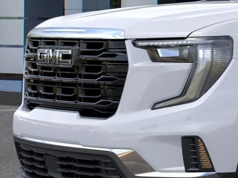 New 2026 GMC Acadia Elevation w/ Black Edition FWD image 13