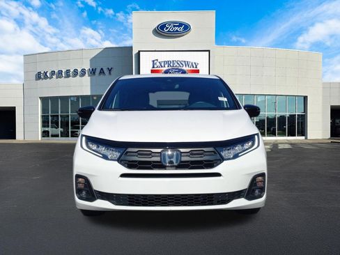 Used 2025 Honda Odyssey Sport-L image 3