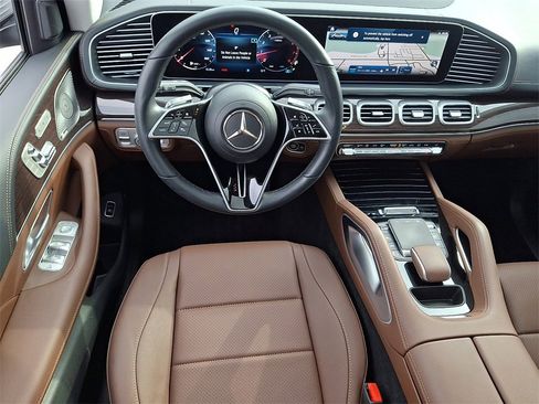 Used 2025 Mercedes-Benz GLE 350 GLE 350 image 2