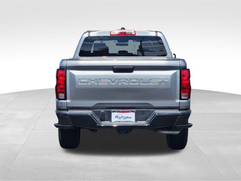 Used 2024 Chevrolet Colorado W/T RWD image 7