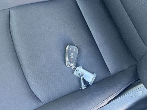 Used 2024 Chevrolet Malibu LT image 21