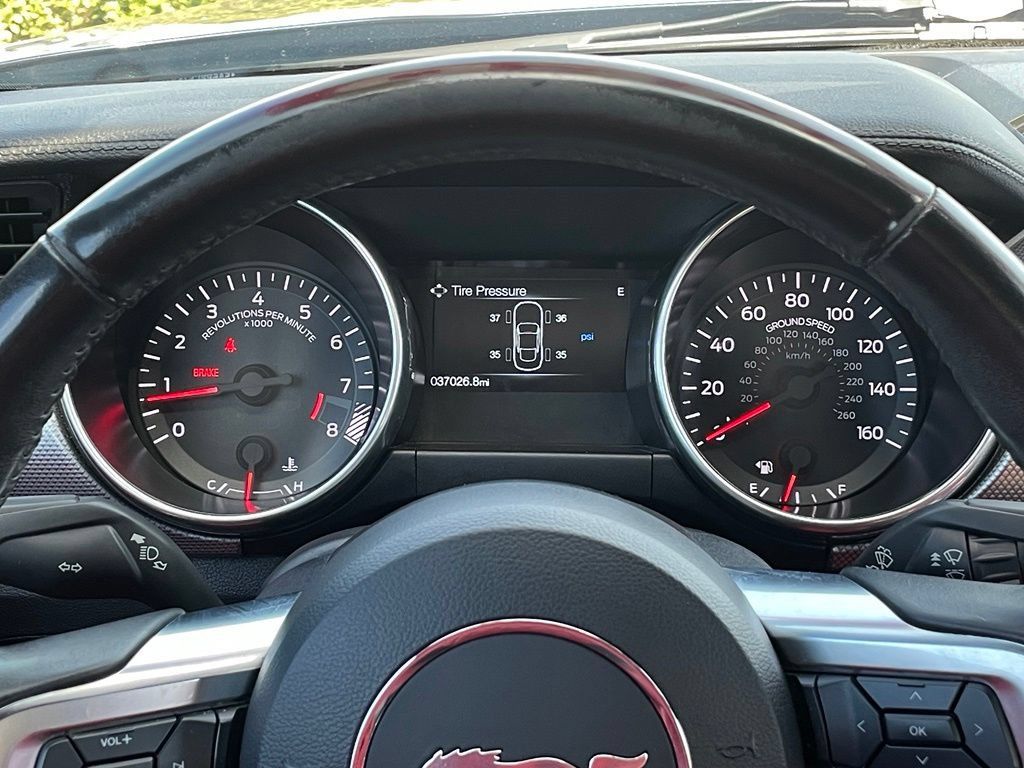 Used 2019 Ford Mustang GT RWD image 14