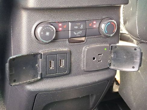 Used 2016 Ford Explorer Limited w/ Equipment Group 301A AWD/4WD image 12