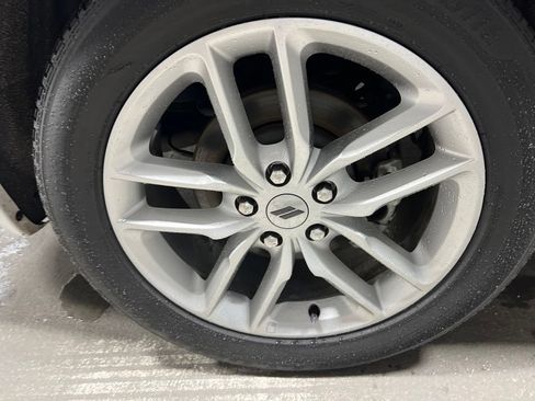 Used 2024 Dodge Durango GT RWD image 46