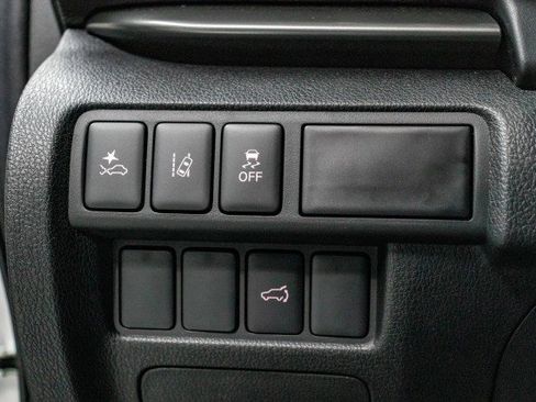 New 2025 Mitsubishi Eclipse Cross Black Edition image 15