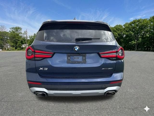 Used 2024 BMW X3 xDrive30i w/ Premium Package w/ZPA AWD/4WD image 7