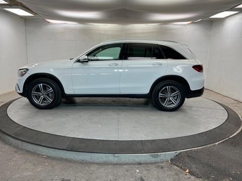 Used 2021 Mercedes-Benz GLC 300 GLC 300 w/ Premium Package image 2