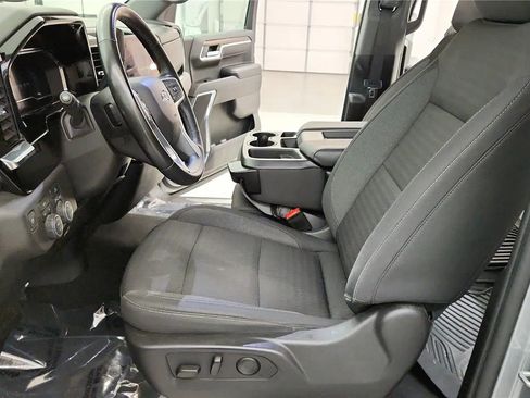 Used 2024 Chevrolet Silverado 1500 RST AWD/4WD image 23