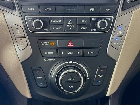 Used 2018 Hyundai Santa Fe Sport w/ 2.4L Tech Package 04 AWD/4WD image 20