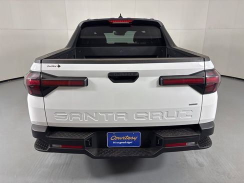 Used 2025 Hyundai Santa Cruz SEL AWD/4WD image 7