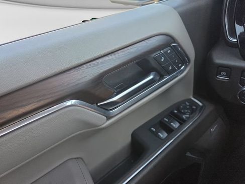 Used 2025 GMC Sierra 1500 SLT w/ SLT Premium Plus Package AWD/4WD image 11