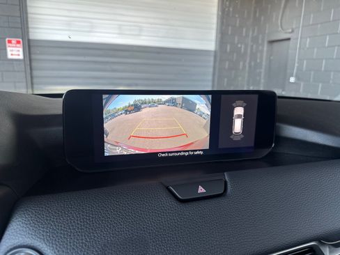 Certified 2024 MAZDA CX-90 Plug-In Hybrid w/ Premium Pkg AWD/4WD image 31