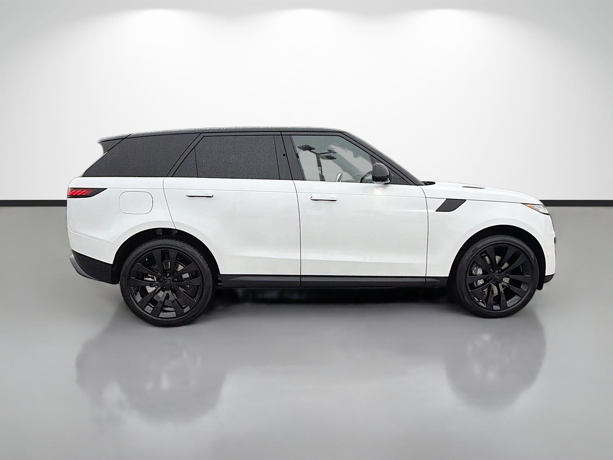 New 2026 Land Rover Range Rover Sport SE AWD/4WD image 6