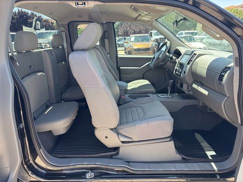 Used 2021 Nissan Frontier S RWD image 21