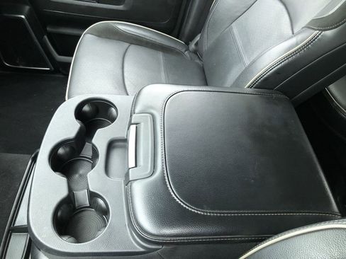 Used 2024 RAM 2500 Laramie AWD/4WD image 25