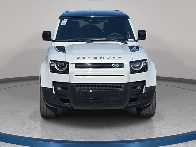 New 2026 Land Rover Defender 110 X-Dynamic SE AWD/4WD image 2