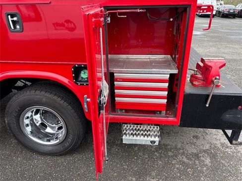 Used 2021 RAM 3500 Tradesman w/ Chrome Appearance Group image 34