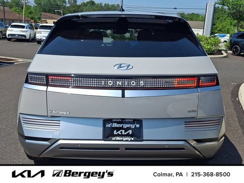 Used 2023 Hyundai Ioniq 5 Limited w/ Cargo Package AWD/4WD image 6