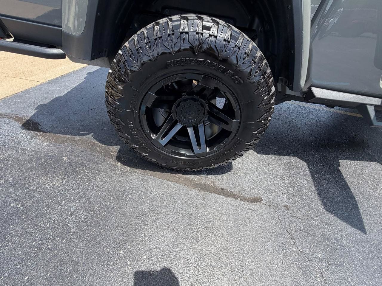 Used 2021 Jeep Gladiator Rubicon AWD/4WD image 38